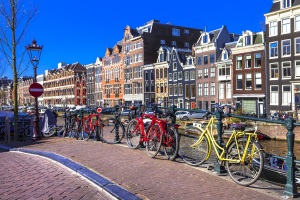 Amsterdam - jazda na rowerze, city break
