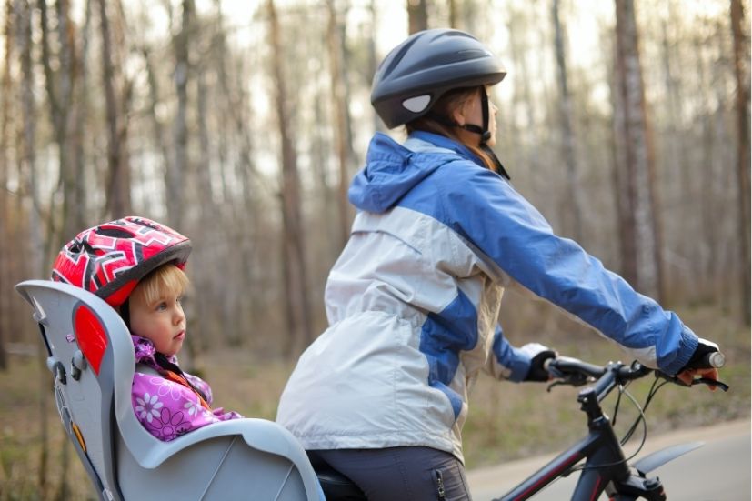 Bezpieczna jazda rowerem z dzieckiem